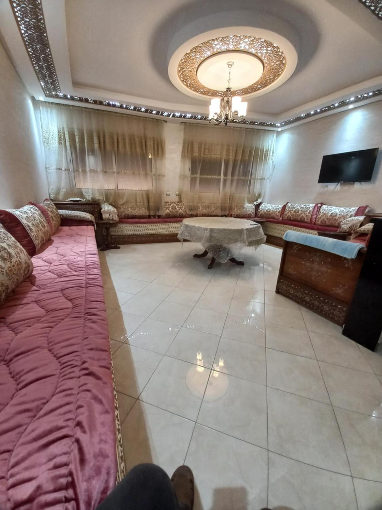 Dari A10 * Agadir