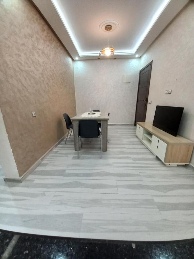 Dari A10 Apartment *